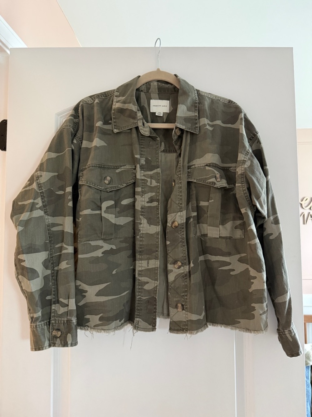 American Eagle Outfitters Camo Button-Down Jacket - Olive Green & Khaki
